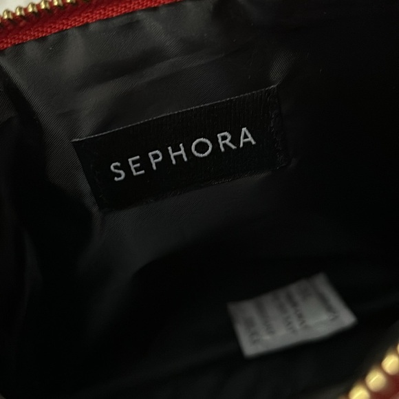 ❤️FREE❤️w/ 3+ item bundle - Picture 3 of 3